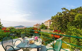 Apartment Villa Ahava